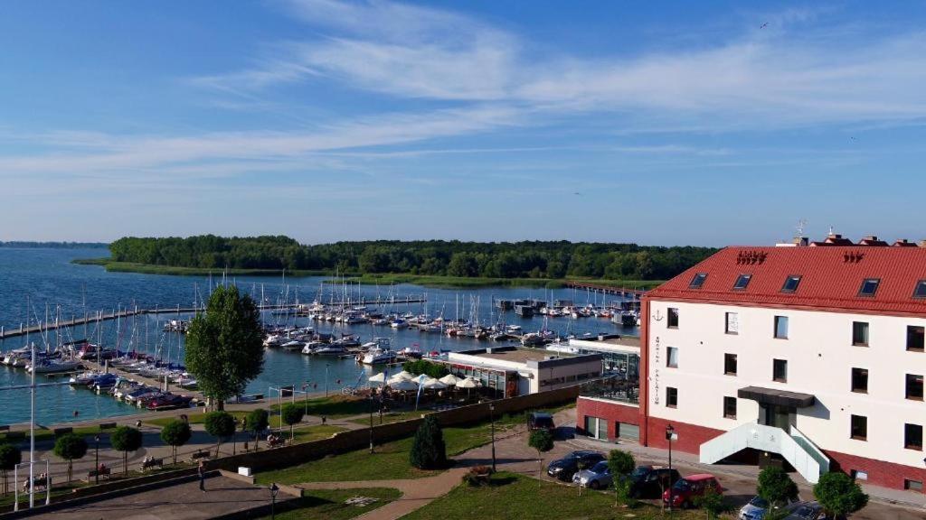 Marina Pallatium Камиен Поморски Екстериор снимка